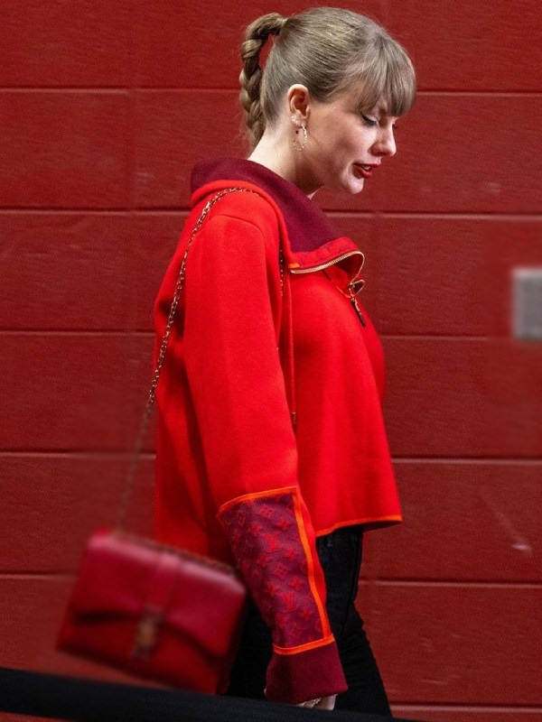 Taylor Swift Game RedSweater